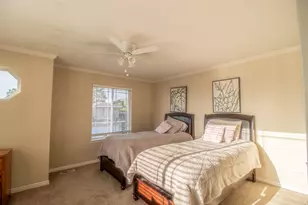 2288 E Emerald Hills Ct, Cottonwood Heights, UT 84121 - Photo 12
