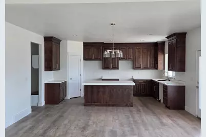 1263 N 2770 W, Clinton, UT 84015 - Photo 2