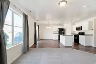 716 S 220 W, Spanish Fork, UT 84660 - Photo 2