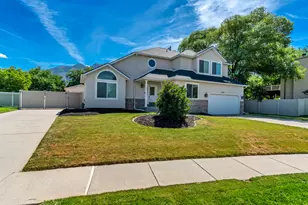 11065 S Longdale Cir E, Sandy, UT 84092 - Photo 2