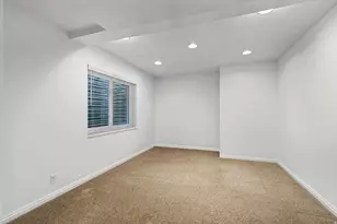 11065 S Longdale Cir E, Sandy, UT 84092 - Photo 30