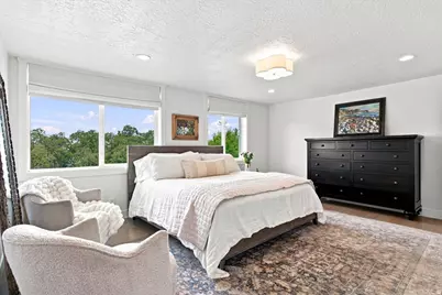 2424 E Oakcrest Ln, Holladay, UT 84121 - Photo 36