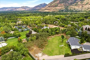 2424 E Oakcrest Ln, Holladay, UT 84121 - Photo 48