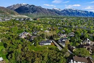 2424 E Oakcrest Ln, Holladay, UT 84121 - Photo 18