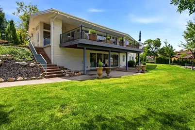 2424 E Oakcrest Ln, Holladay, UT 84121 - Photo 40