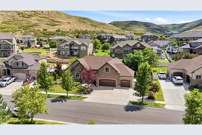 6803 W Clear Water Dr S, Herriman, UT 84096 - Photo 2