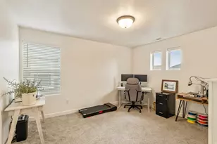 132 E Crown Point Dr, Saratoga Springs, UT 84045 - Photo 18