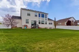 1692 W Spring Meadow Ln, Farmington, UT 84025 - Photo 44
