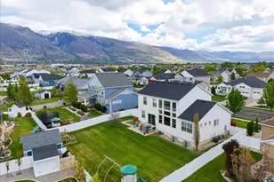1692 W Spring Meadow Ln, Farmington, UT 84025 - Photo 46