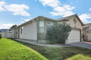 716 N Bradford Dr, North Salt Lake, UT 84054 - Photo 2