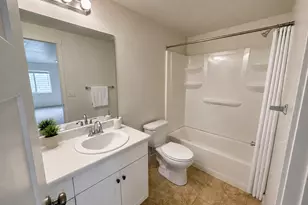 14933 S Thunder Horse Ln W, Bluffdale, UT 84065 - Photo 4