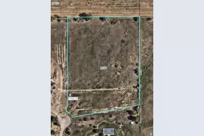 2357 S 300 W, Vernal, UT 84078 - Photo 2