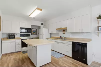 1104 N Taffeta W, Salt Lake City, UT 84116 - Photo 10
