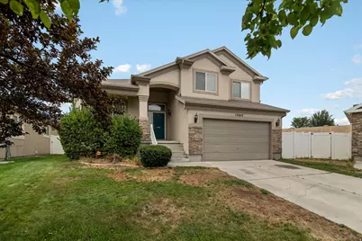 12642 S Diamondback Dr, Riverton, UT 84096 - Photo 2