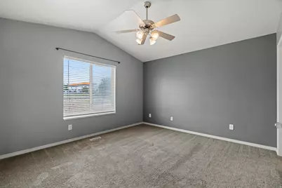 12642 S Diamondback Dr, Riverton, UT 84096 - Photo 14