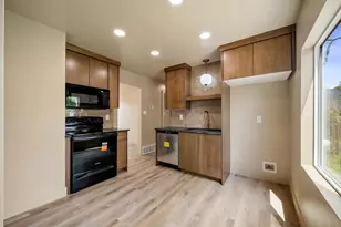 750 N 800 W, Provo, UT 84601 - Photo 10