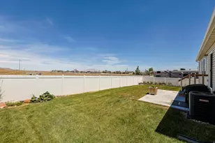 1112 W Honeycomb Dr, Grantsville, UT 84029 - Photo 30