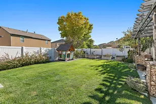 421 S Jordan Way W, Lehi, UT 84043 - Photo 32