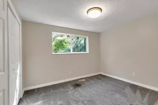 4768 S 700 E, Murray, UT 84107 - Photo 8
