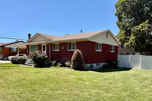 1422 S 605 E, Orem, UT 84097 - Photo 2