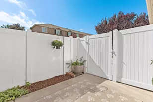 7876 S Dove Creek Ln, West Jordan, UT 84081 - Photo 24