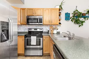 7876 S Dove Creek Ln, West Jordan, UT 84081 - Photo 8