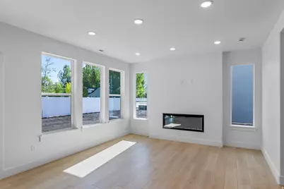 1237 W 500 Dr S #230, Logan, UT 84321 - Photo 6