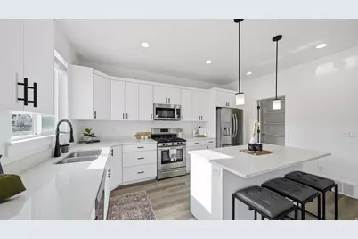 3564 N Finch Ln, Eagle Mountain, UT 84005 - Photo 10