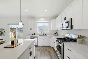 3564 N Finch Ln, Eagle Mountain, UT 84005 - Photo 12