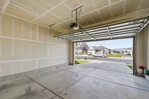 3564 N Finch Ln, Eagle Mountain, UT 84005 - Photo 24