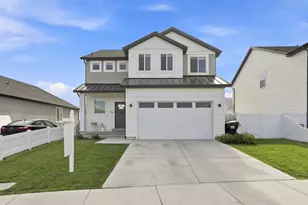 3564 N Finch Ln, Eagle Mountain, UT 84005 - Photo 2