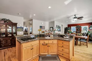 770 Eagle View Dr, Providence, UT 84332 - Photo 4