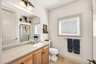 770 Eagle View Dr, Providence, UT 84332 - Photo 14