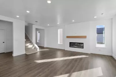 646 N 200 E, Providence, UT 84332 - Photo 4