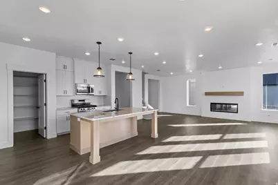 633 N 200 E, Providence, UT 84332 - Photo 10
