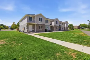 4504 N Frontier St, Eagle Mountain, UT 84005 - Photo 8