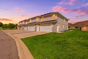 4504 N Frontier St, Eagle Mountain, UT 84005 - Photo 2