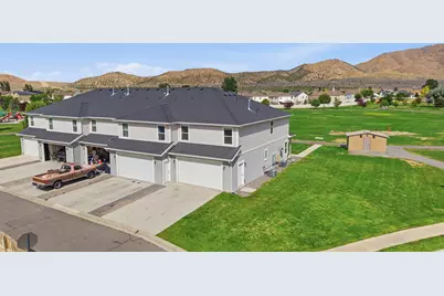 4504 N Frontier St, Eagle Mountain, UT 84005 - Photo 6