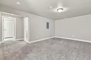 4504 N Frontier St, Eagle Mountain, UT 84005 - Photo 32