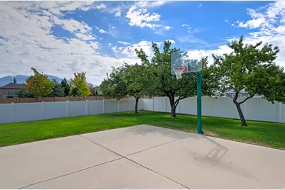 10653 S 3210 W, South Jordan, UT 84095 - Photo 44