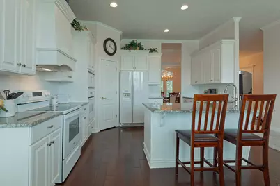 10653 S 3210 W, South Jordan, UT 84095 - Photo 8