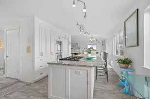 671 E Chelsea Dr S, Bountiful, UT 84010 - Photo 8