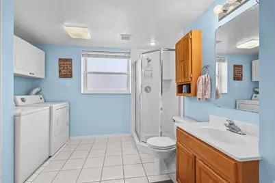 5553 S 3450 W, Roy, UT 84067 - Photo 16