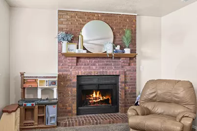 5553 S 3450 W, Roy, UT 84067 - Photo 14