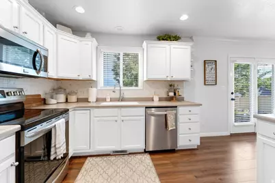 1956 Tuscany Dr, Saratoga Springs, UT 84045 - Photo 16