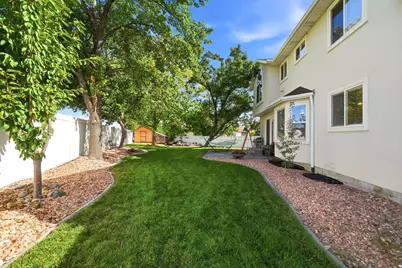 2536 W Crimson Ct S, Taylorsville, UT 84129 - Photo 42