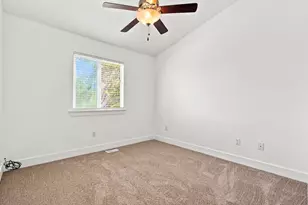 224 W Crescent View Ln, Tooele, UT 84074 - Photo 14