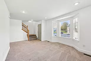 224 W Crescent View Ln, Tooele, UT 84074 - Photo 4