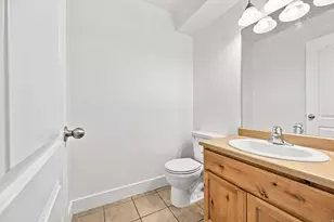 224 W Crescent View Ln, Tooele, UT 84074 - Photo 20