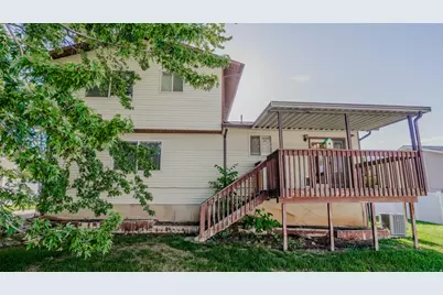 2611 N 1600 E, Layton, UT 84040 - Photo 32